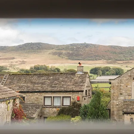 펜션 Two Trees, By Birch *