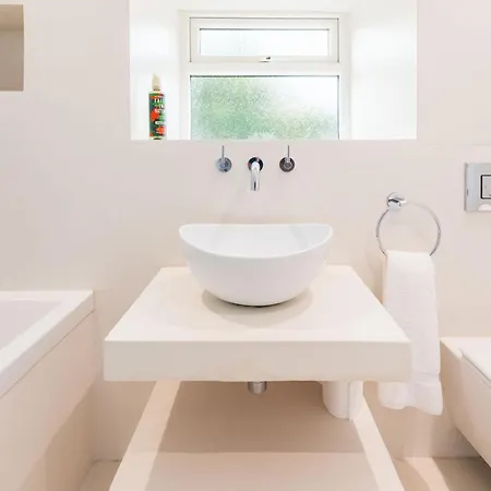 Two Trees, By Birch * Hetton