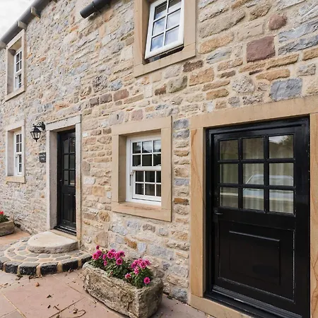 Two Trees, By Birch 펜션 Hetton