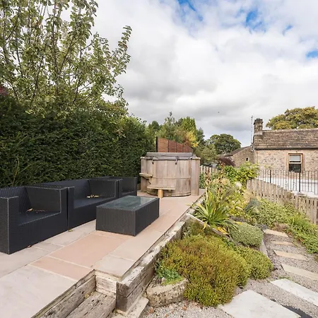 펜션 Two Trees, By Birch Hetton