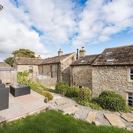 Two Trees, By Birch Hetton